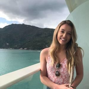 Meet your Posher, Mara